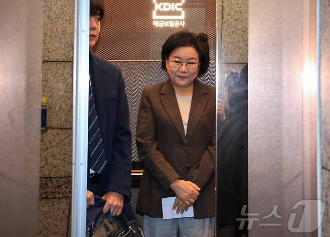 이혜훈 기획예산처 장관 후보자가 29일 오전 서울 중구 예금보험공사 본사에 마련된 인사청문회 사무실로 출근하고 있다. (공동취재) 2025.12.29/뉴스1 ⓒ News1 오대일 기자