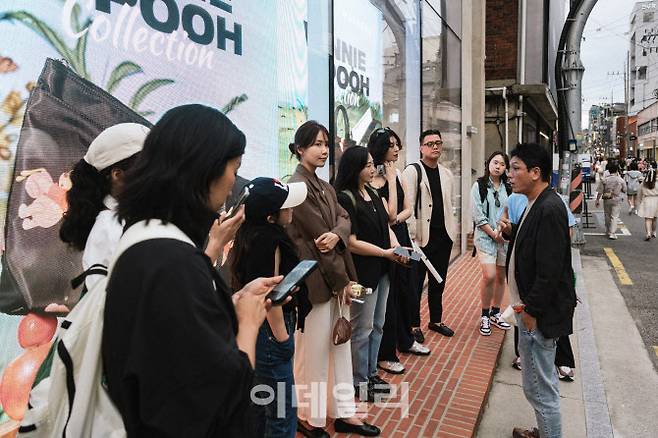 백영선 프라잉웨일 대표 성수 투어 현장 (사진=금상관)