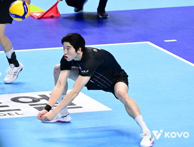 허수봉의 리시브./KOVO