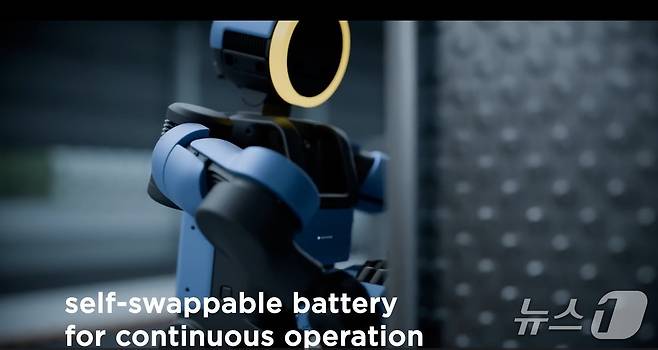스스로 배터리를 교환하는 아틀라스 개발형 모델 모습.(보스턴다이나믹스 영상 갈무리)