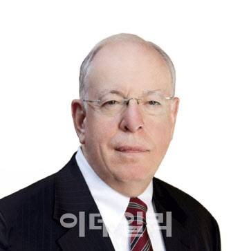 앨런 울프 피터슨 국제경제연구소 선임연구위원 (사진=PIIE)