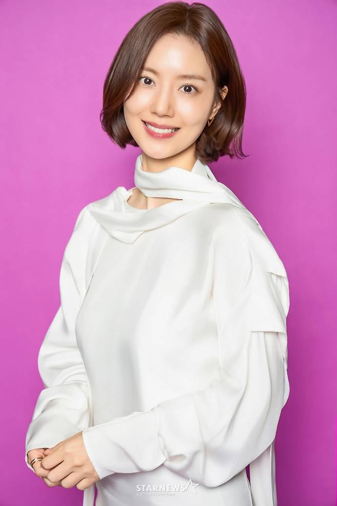 영화 '하트맨'(감독 최원섭)의 배우 문채원이 9일 진행된 라운드 인터뷰를 위해 포즈를 취하고 있다. /사진제공=롯데엔터에인먼트 2026.01.09 /사진=이동훈 photoguy@