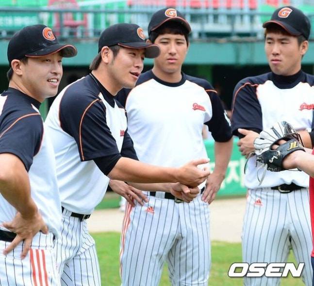 롯데 자이언츠 시절 손아섭(왼쪽부터), 강민호, 황재균, 전준우.