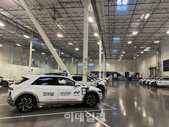 미국 모셔널 라스베이거스 테크니컬 센터에 주차돼 있는 ‘아이오닉 5’ 로보택시 (사진=정병묵 기자)