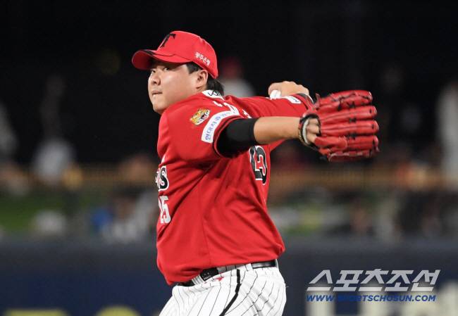 22일 광주 기아챔피언스필드에서 열린 KIA 타이거즈와 LG 트윈스의 경기. LG 한재승이 역투하고 있다. 광주=박재만 기자 pjm@sportschosun.com/2025.08.22/