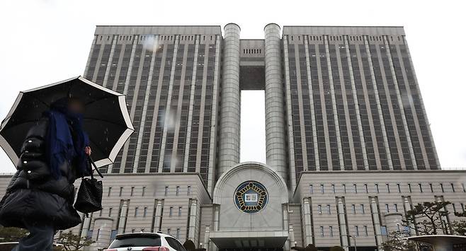  2025년 12월23일 서울 서초구 서울중앙지방법원 전경 ⓒ연합뉴스