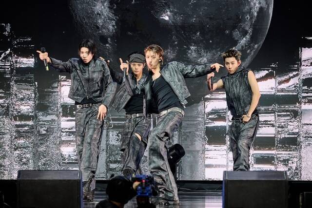 데뷔 앨범 'SHOT CALLERS'는 롱샷의 정체성과 포부를 본격적으로 보여주는 첫 번째 선언이다. /모어비전