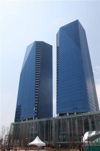 포스코이앤씨의 인천 송도사옥. 포스코이앤씨.