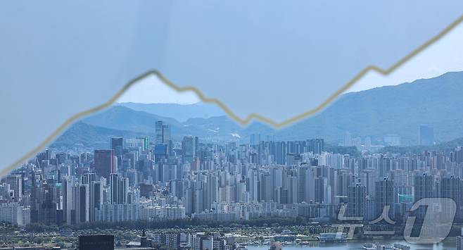 사진은 이날 서울 중구 남산에서 바라본 시내 아파트 단지. 2025.9.5/뉴스1 ⓒ News1 김도우 기자