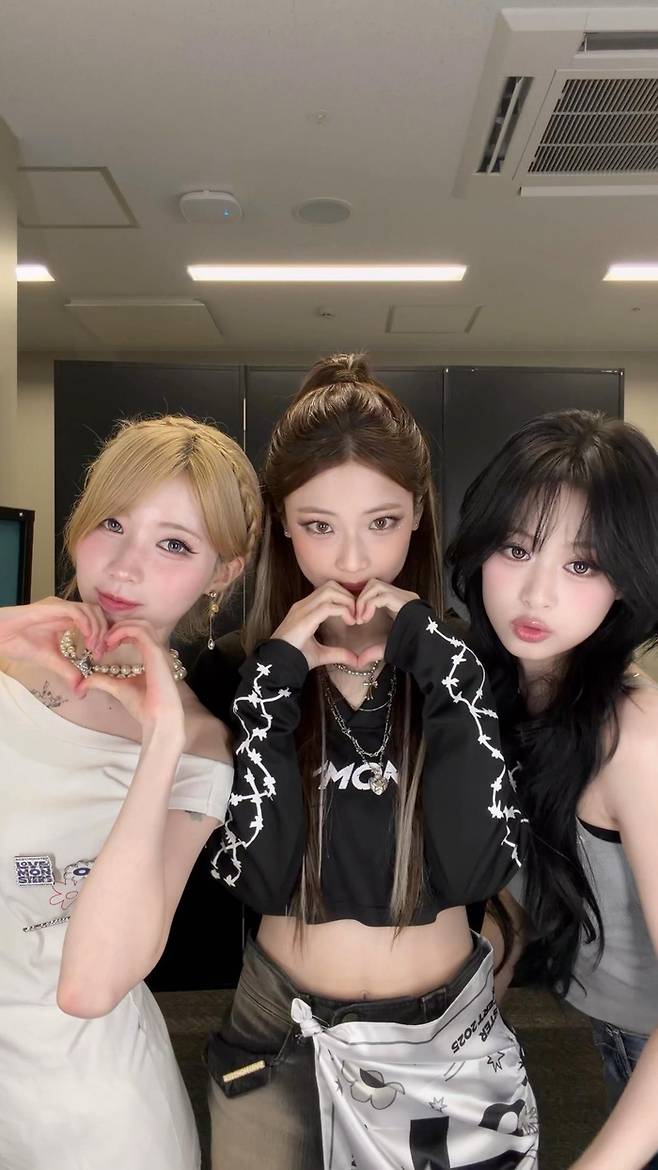 아사-루카-아현. 사진 | YG엔터테인먼트