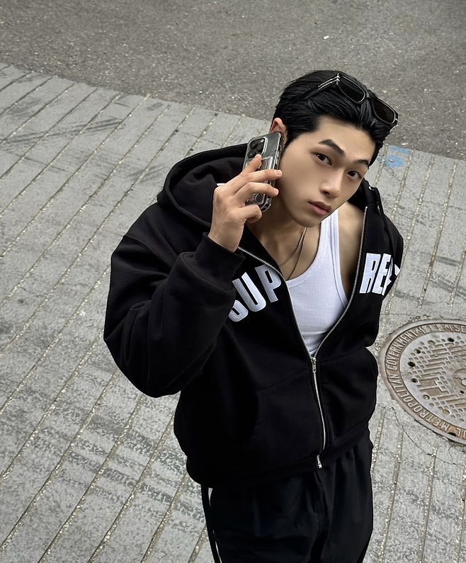 송승일 인스타그램 캡처.