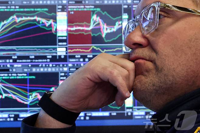 뉴욕증권거래소 트레이더 ⓒ 로이터=뉴스1