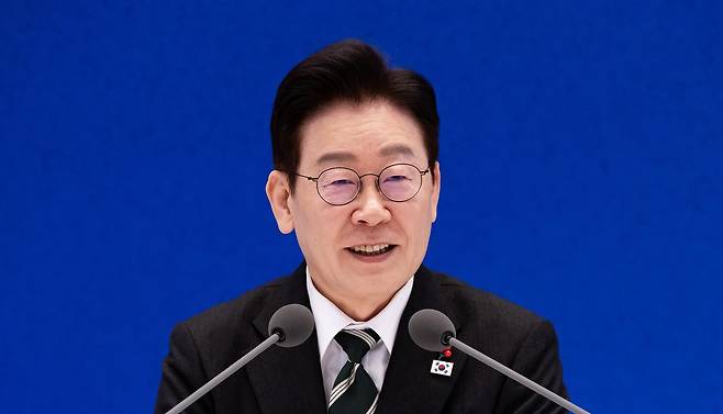 이재명 대통령이 21일 오전 청와대 영빈관에서 2026 신년 기자회견 ‘함께 이루는 대전환, 모두 누리는 대도약’에서 발언하고 있다. 2026.01.21 청와대사진기자단