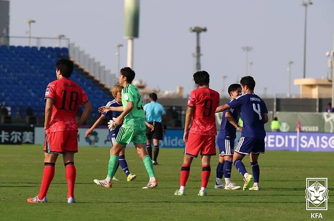 ▲ U-23 아시안컵 한일전 치욕으로 시스템의 붕괴와 지도력의 한계가 명확히 드러났다. 더 늦기 전에 대대적인 수술이 필요하다는 목소리가 높다. 아시안게임 4연패라는 목표가 당장 어린 일본에도 막히지 않으려면 근본적인 변화를 선택해야 할 때다. ⓒ대한축구협회