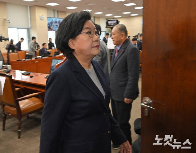 윤창원 기자