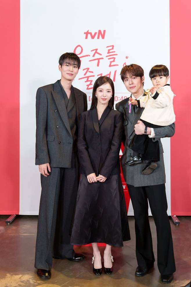 (왼쪽부터) 박서함, 노정의, 배인혁, 박유호. 사진|tvN