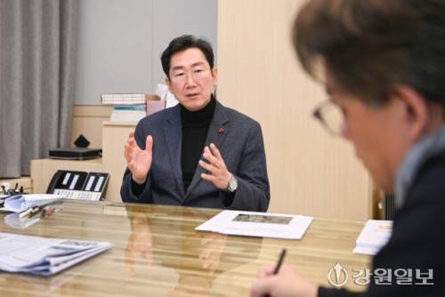 ◇원강수 원주시장은 2026년 병오년 신년 인터뷰를 통해 중부내륙 중심도시로의 도약을 위한