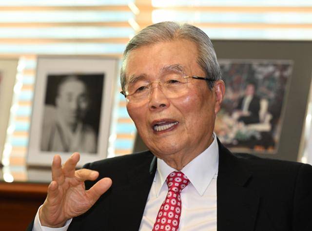김종인 전 국민의힘 비상대책위원장이 2023년 1월 서울 중구 회현동 대한발전전략연구원에서 인터뷰를 하고 있다. 홍인기 기자