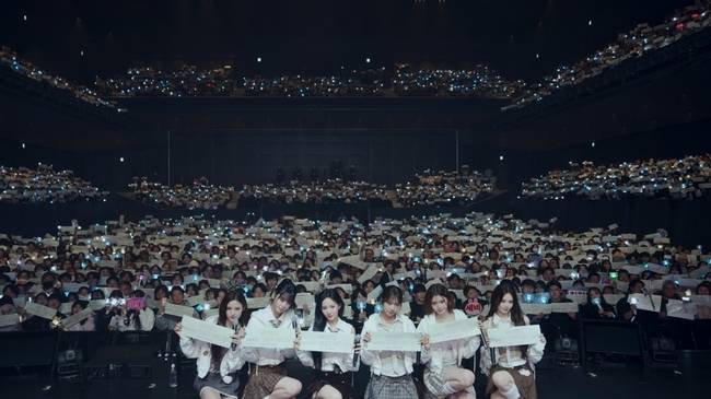 사진 = 웨이크원 제공