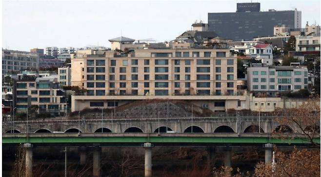 최근 서울 핵심지를 중심으로 자산가들의 전략적 월세 선택이 늘면서 초고가 임대차 시장이 뜨겁게 달아오르고 있다. 뉴스1