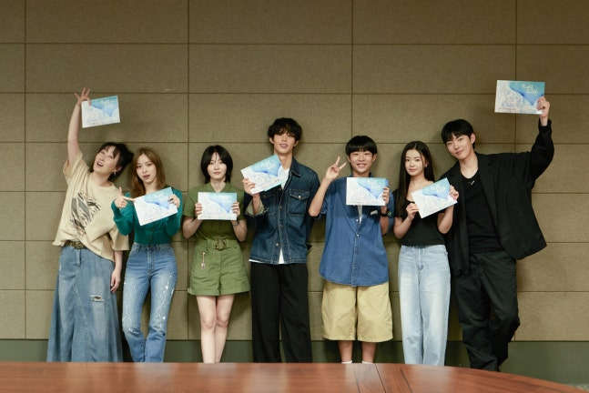 ‘지상의 밤’ 리딩에 참여한 류진.