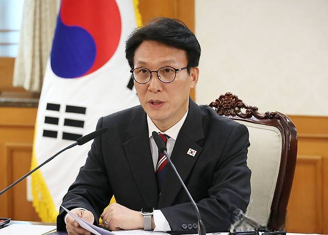 김민석 국무총리가 5일 서울 종로구 정부서울청사에서 국토공간 대전환 범정부협의회를 주재하고 있다. 연합뉴스