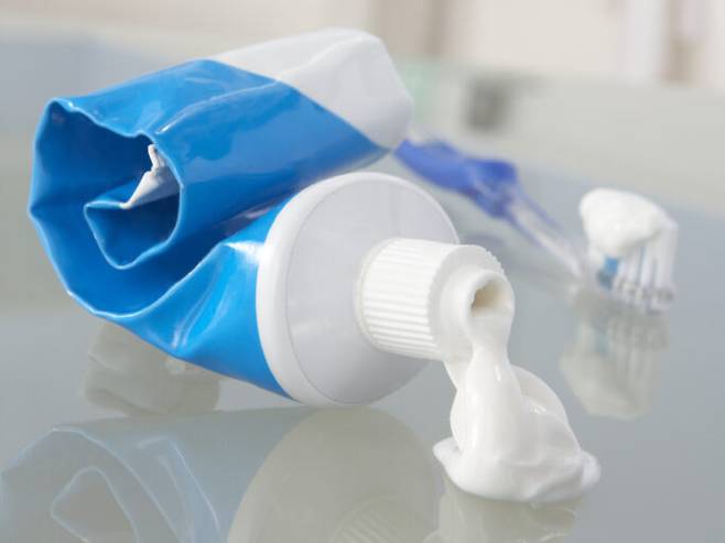 거의 다 쓴 치약은 집안 곳곳 청소에 활용할 수 있다. 사진=클립아트코리아