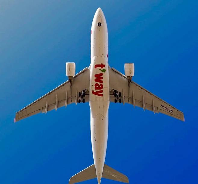 티웨이항공 여객기. (티웨이항공 SNS.)