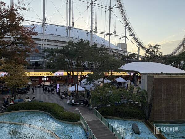 놀이시설과 돔구장, 호텔, 식당가, 쇼핑몰이 한데 모인 도쿄돔(사진=더게이트 배지헌 기자)