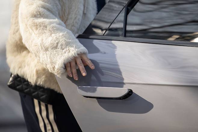 '플러시 도어 손잡이' 디자인을 채택한 차량. EPA=연합뉴스