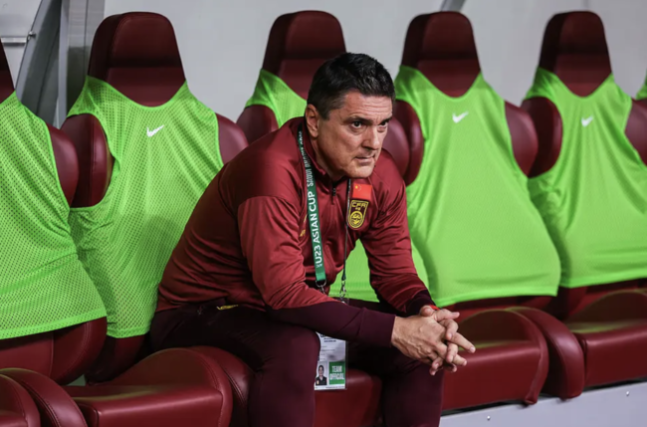 ▲ 중국에서 7년간 이 연령대를 지도한 안토니오 푸체 감독이 U-22 대표팀 명단을 발표했다. 연령별 대표팀에 대한 관심이 지대한 중국은 벌써 \"풍부한 재능으로 가득하다\"는 기대감을 보내고 있다. 중국은 \"U-22 대표팀의 명단을 보면 6명의 유망한 선수들을 확인할 수 있다. 이들이 재능을 폭발하면 향후 중국 축구는 아시아 2부 수준으로 복귀할 발판을 마련할 수 있다\"고 들떴다. ⓒ 소후닷컴