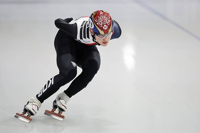 ▲ 한국 쇼트트랙 스피드스케이팅의 새로운 기대주 임종언. 시니어 데뷔 시즌부터 월드컵 대회에서 두각을 드러냈고, 2026 밀라노 코르티나 동계올림픽에서는 메달이 기대되는 선수로 성장했다. 미국 스포츠 전문 매체 스포츠일러스트레이티드가 예상한 쇼트트랙 남자 1000m 금메달 유력 후보다. ⓒ 연합뉴스
