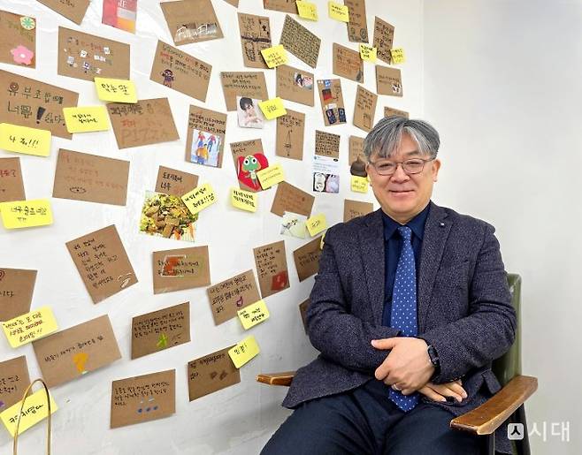 김현수 명지병원 정신건강의학과 교수가 대한민국 청년들이 겪는 고립과 위기를 '구조적 실패'로 진단하고 해법으로 청년 정책 주도권 이양과 정부 차원의 공동체 구축을 제시했다. 사진은 서울 당산에 위치한 성장학교 별에서 만난 김현수 교수. /사진=황정원 기자