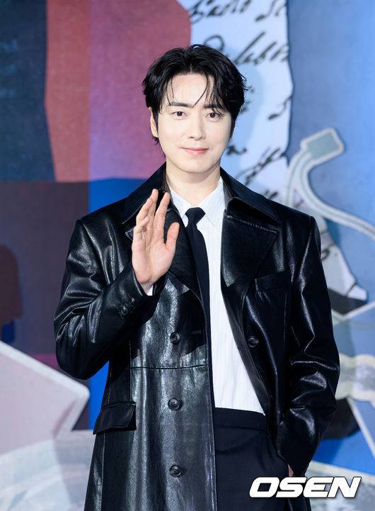 이준혁,'감미로운 미소'