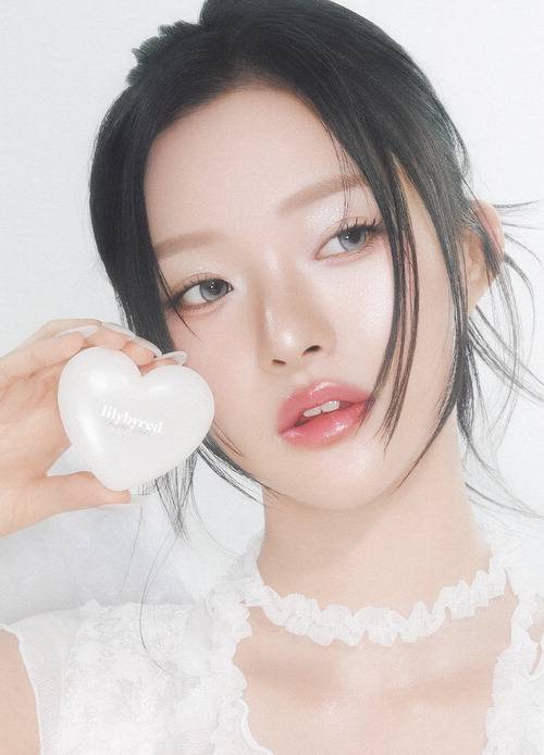 릴리바이레드의 러브빔 글로우 베일. 릴리바이레드