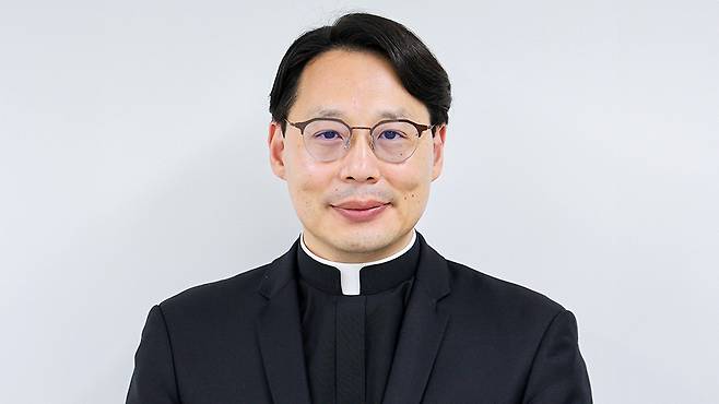 주교직 사임을 청원한 최광희 신부