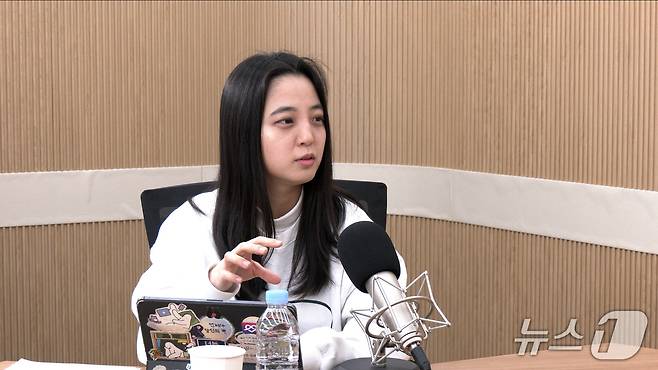 류호정 전 의원이 19일 뉴스1TV '팩트앤뷰'에 출연해 질문에 답하고 있다.(뉴스1TV '팩트앤뷰' 캡처)