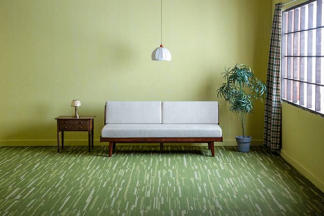 장미맨숀 '알리타 데이베드 소파' / 사진=장미맨숀 제공