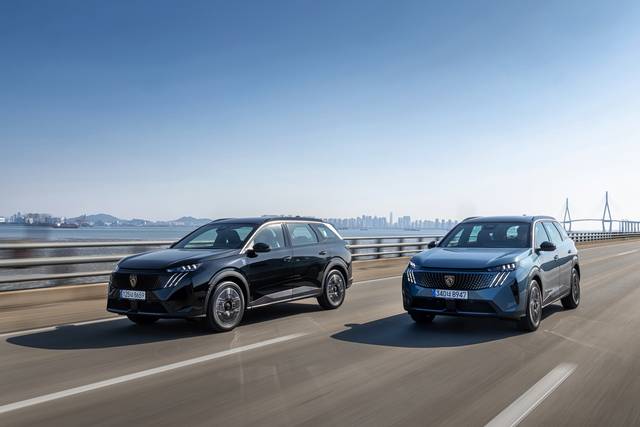 푸조 ‘올 뉴 5008 스마트 하이브리드’ 주행 모습. 스텔란티스코리아 제공