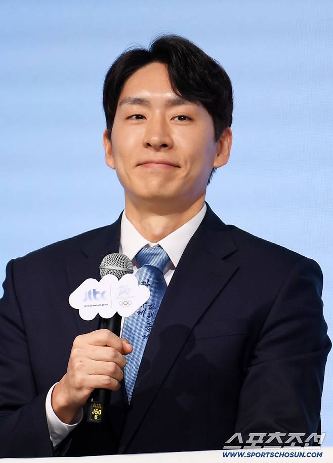 JTBC 2026 밀라노 코르티나 동계올림픽 기자간담회가 14일 서울 여의도 페어몬트 앰배서더에서 열렸다. 이승훈 해설위원이 인터뷰를 하고 있다. 여의도=박재만 기자 pjm@sportschosun.com/2026.01.14/