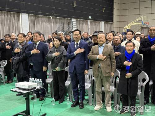 ◇6·3지방선거 강원특별자치도지사 출마예정자인 더불어민주당 소속 우상호 전 청와대 정무수석이 24일 철원종합문화복지센터 강당에서 특별강연회를 가졌다. 철원=김대호기자