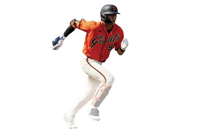 샌프란시스코 이정후가 24일 미국 애리조나주 스코츠데일의 스코츠데일 스타디움에서 열린 애슬레틱스와의 시범경기에서 2회 땅볼을 친 뒤 1루로 달리고 있다. 스코츠데일 | 로이터연합뉴스