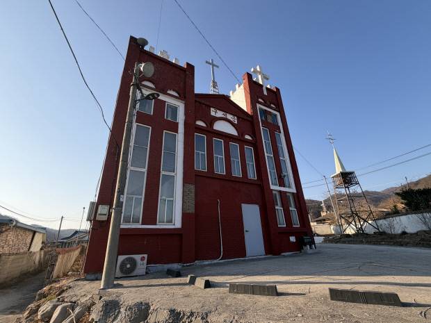 1919년 영해 3·18만세운동의 막후 구심점이 됐던 영덕군 지품면 낙평동구세군교회의 현재 모습. 사진=영덕군 제공.