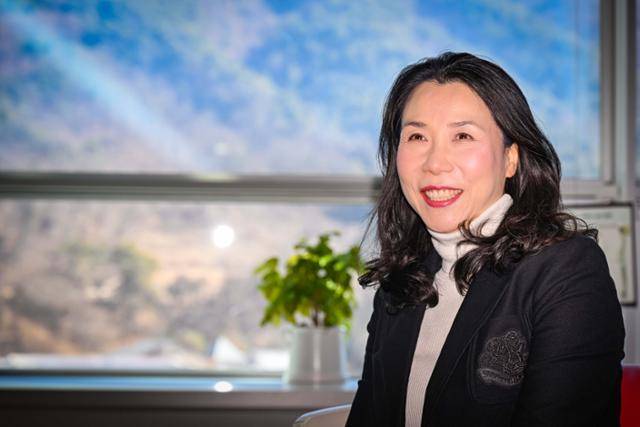 김관미 한국관광공사 홍보실장이 19일 강원 원주시 한국관광공사에서 본보와 인터뷰를 진행하고 있다. 원주=류효진 선임기자