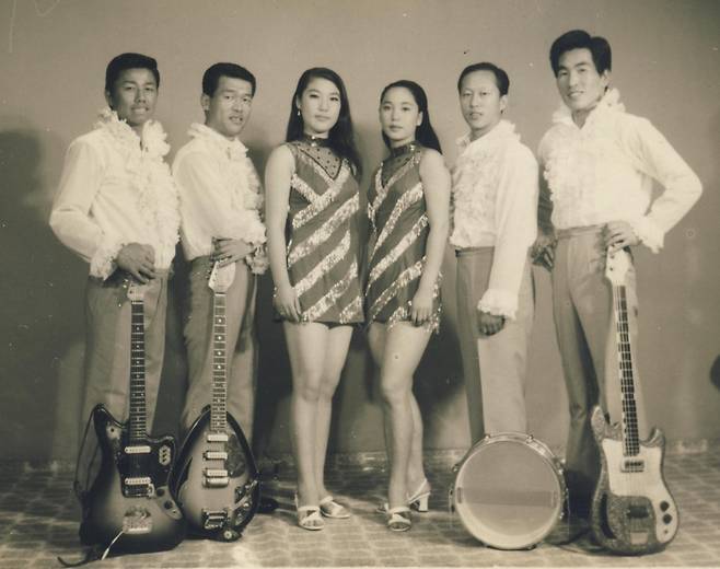 록밴드 롤링식스 활동 시절. 두 번째가 김용년. 박성서 대중음악평론가 제공, 연합뉴스.