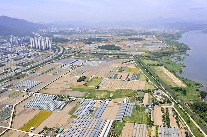 대구 달성군 제2국가산업단지 용지. 달성군