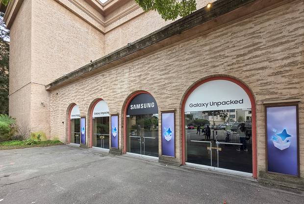 삼성전자는 25일(현지시간) 미국 샌프란시스코의 ‘팰리스 오브 파인 아트’에서 상반기 ‘갤럭시 언팩’을 개최하고 갤럭시 신제품을 선보일 예정이라고 25일 밝혔다. 사진은 언팩 준비로 한창인 미국 샌프란시스코 ‘팰리스 오브 파인 아트’ 전경. 사진 제공=삼성전자