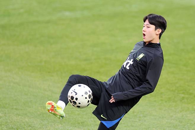 지난해 11월 가나와의 평가전을 앞두고 한국 축구대표팀 양민혁이 서울 마포구 서울월드컵경기장에서 훈련하고 있다. 연합뉴스