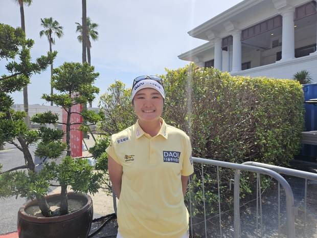 HSBC 위민스 월드 챔피언십 3라운드 후 만난 유해란.