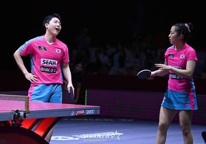 임종훈(왼쪽)과 신유빈. /사진=뉴스1